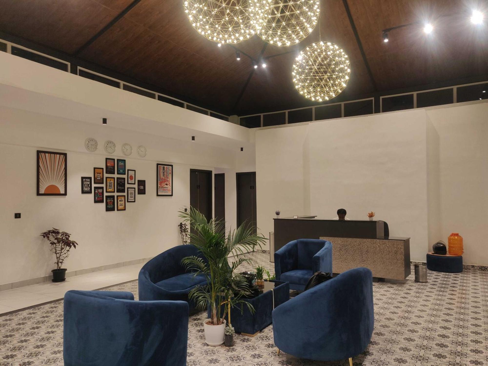 Super Townhouse Shivamogga Formerly Karthik Bhavan Екстериор снимка